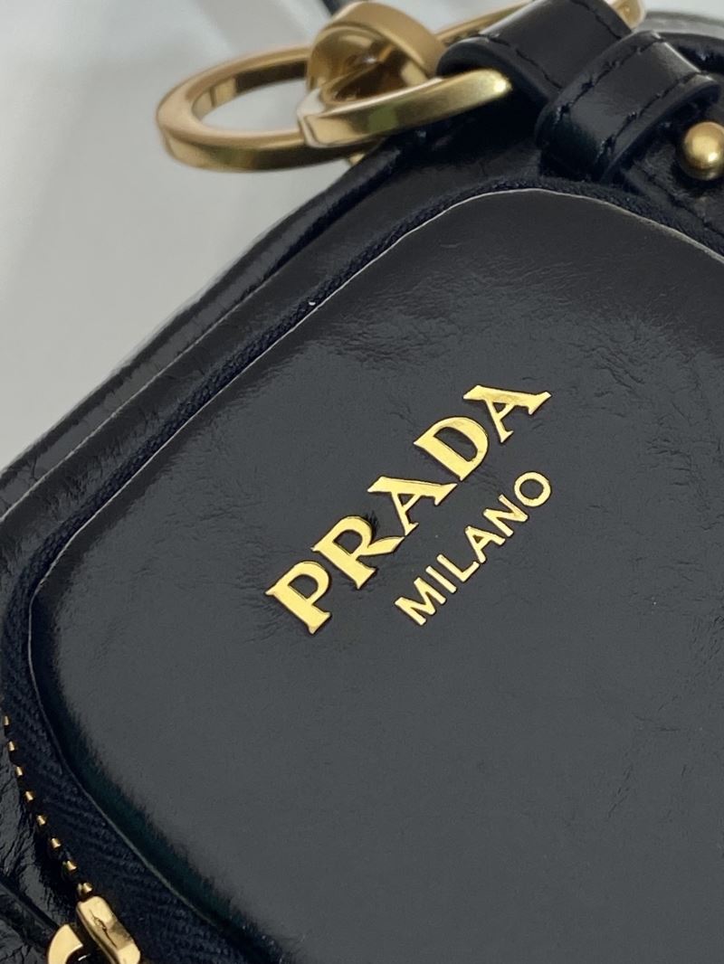 Pra*a top handle bags